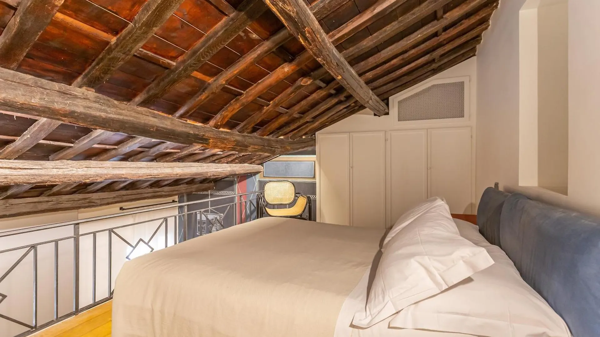 Art House Trastevere Luxury Apartment 로마 0*,